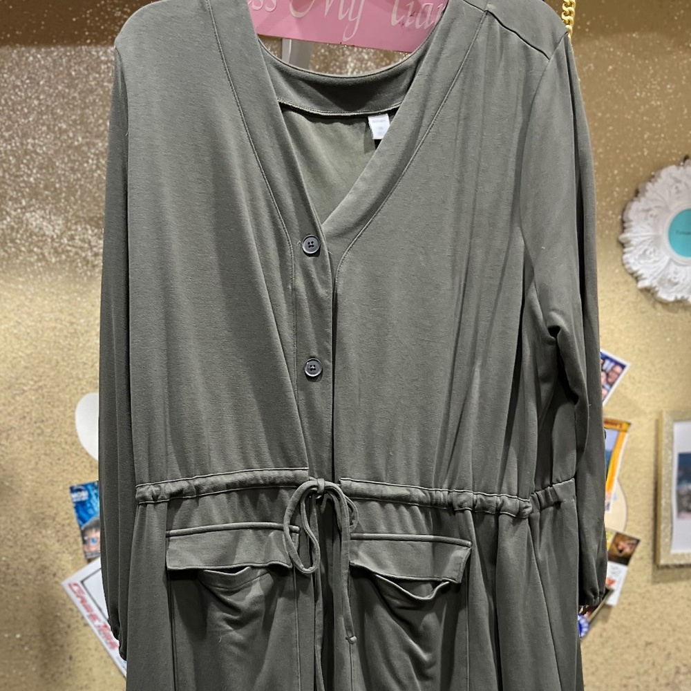 Dark green dress